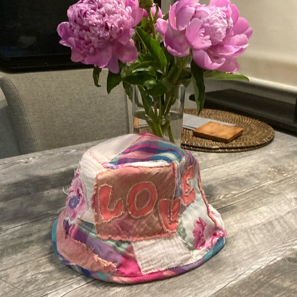 Colorful shabby chic bucket hat - Picture 1 of 11